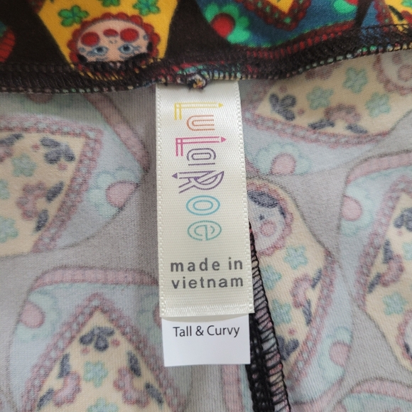 UNICORN ✨️✨️✨️ RUSSIAN DOLLS Lularoe TC leggings - Picture 2 of 2